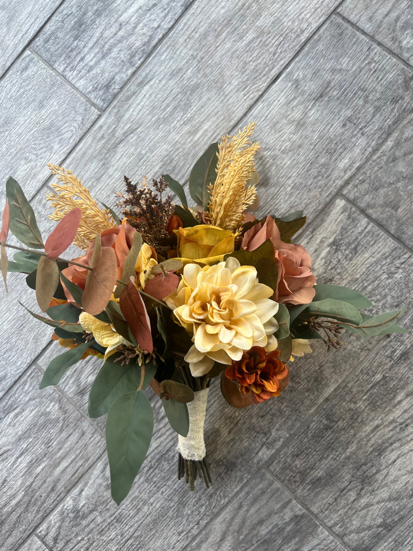 Fall Beige & Brown Bouquet