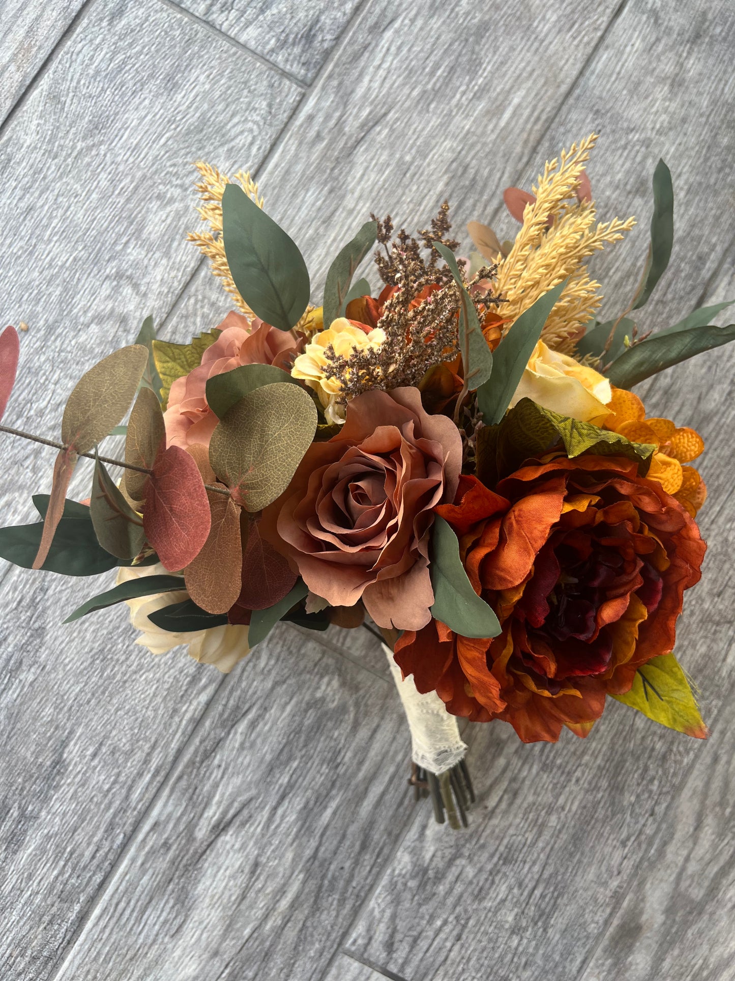 Fall Beige & Brown Bouquet