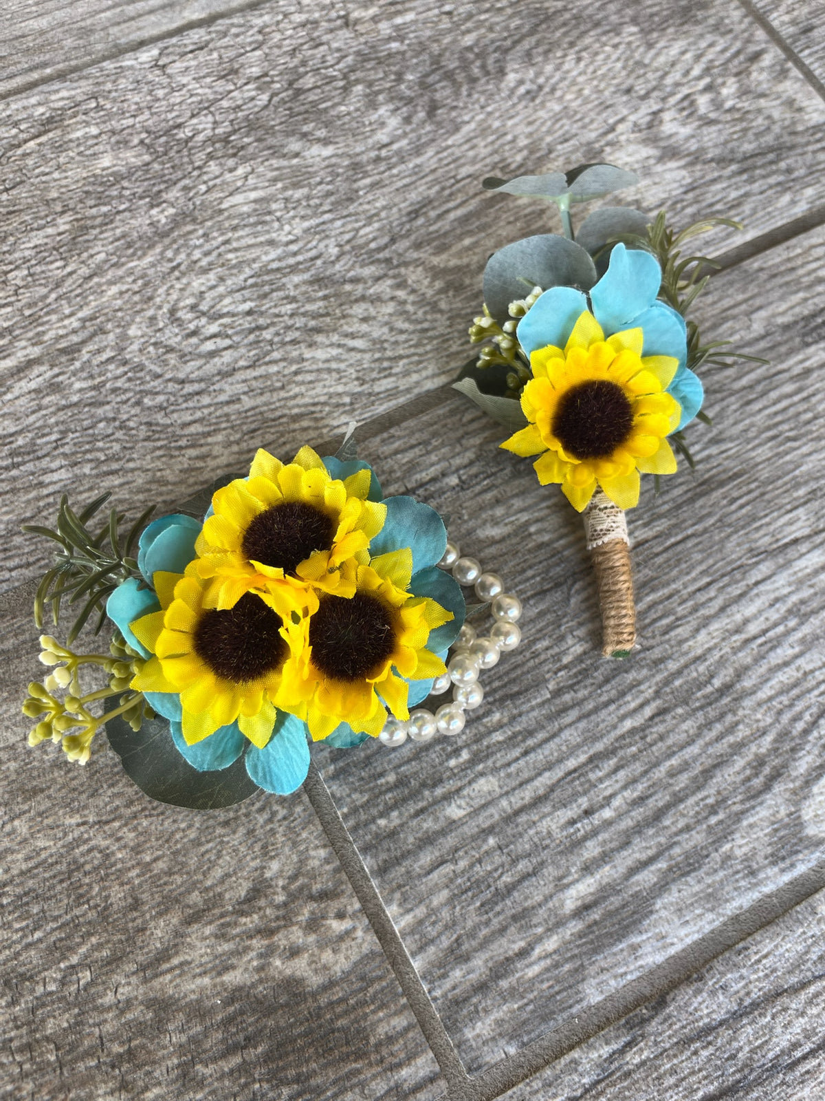 Turquoise & White Roses Sunflower Bouquet