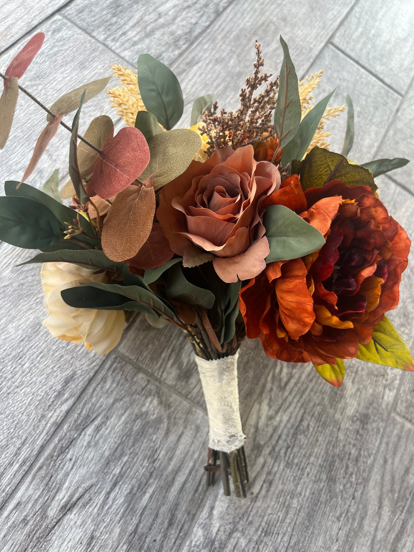 Fall Beige & Brown Bouquet