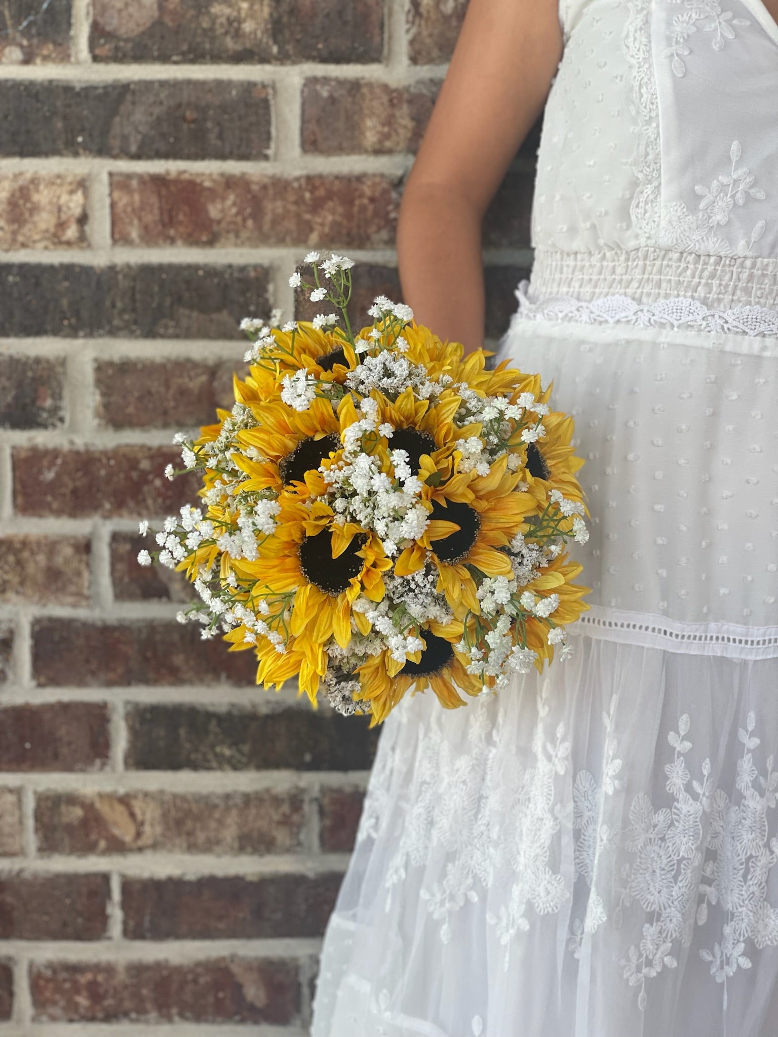 Sunflowers & Baby's Breath Bouquet – FallinLove Bouquets