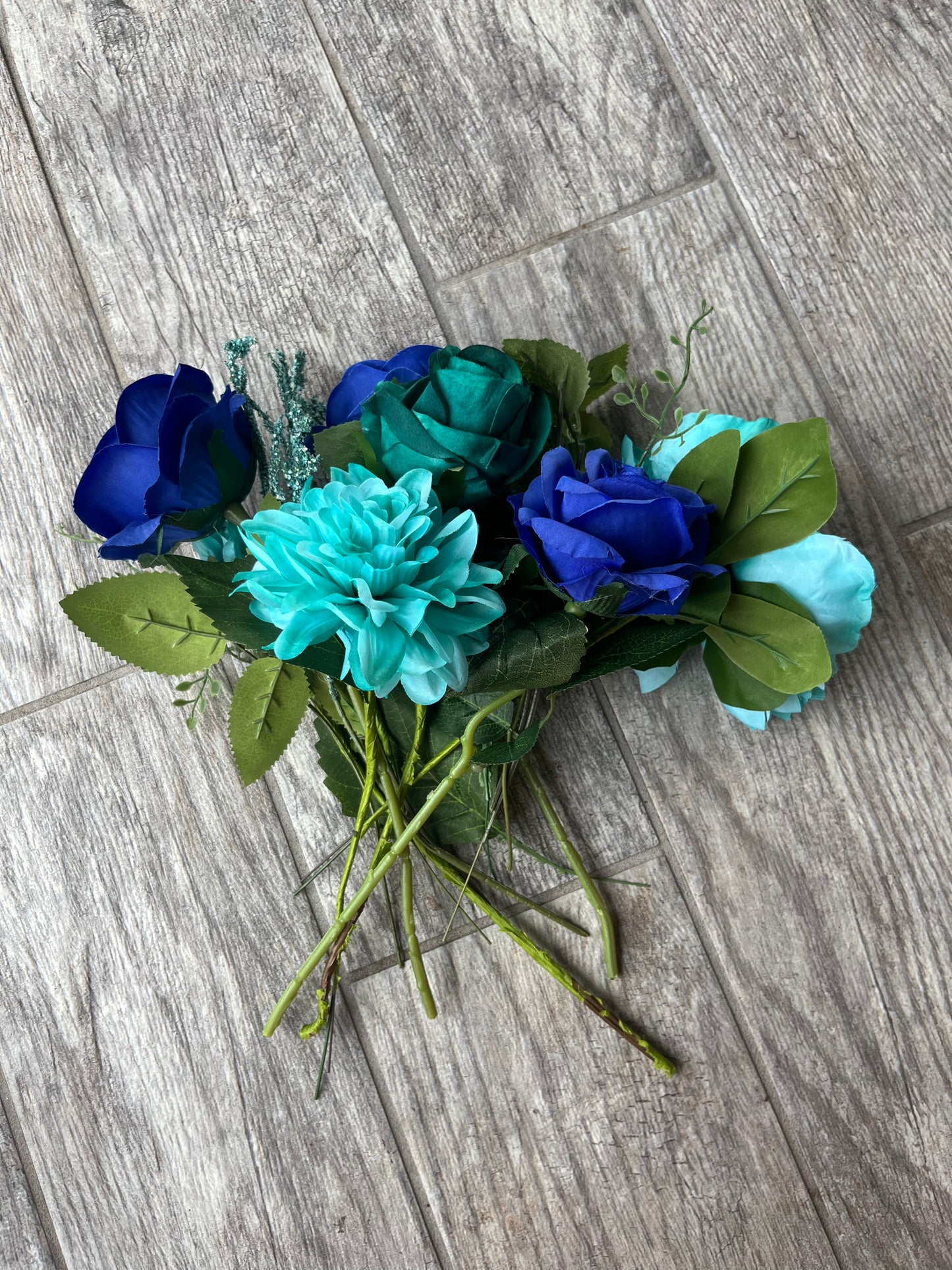 Turquoise & Royal Blue Single Flowers